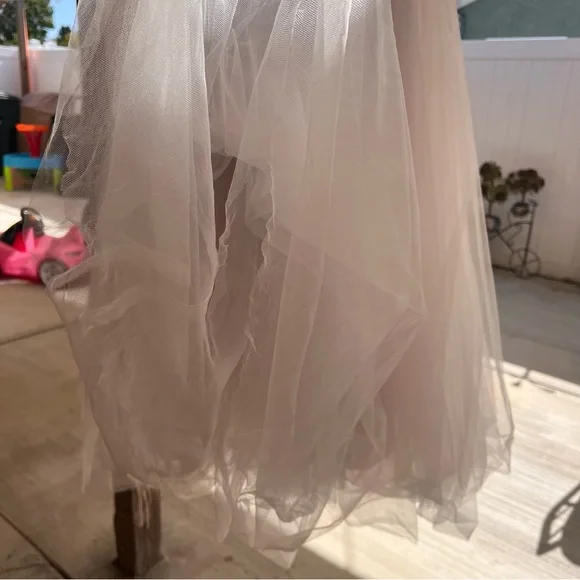 As-Is‎ Ball Gown Flower Girl Dress with Cutout SIZE 12